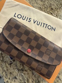 Emilie Wallet