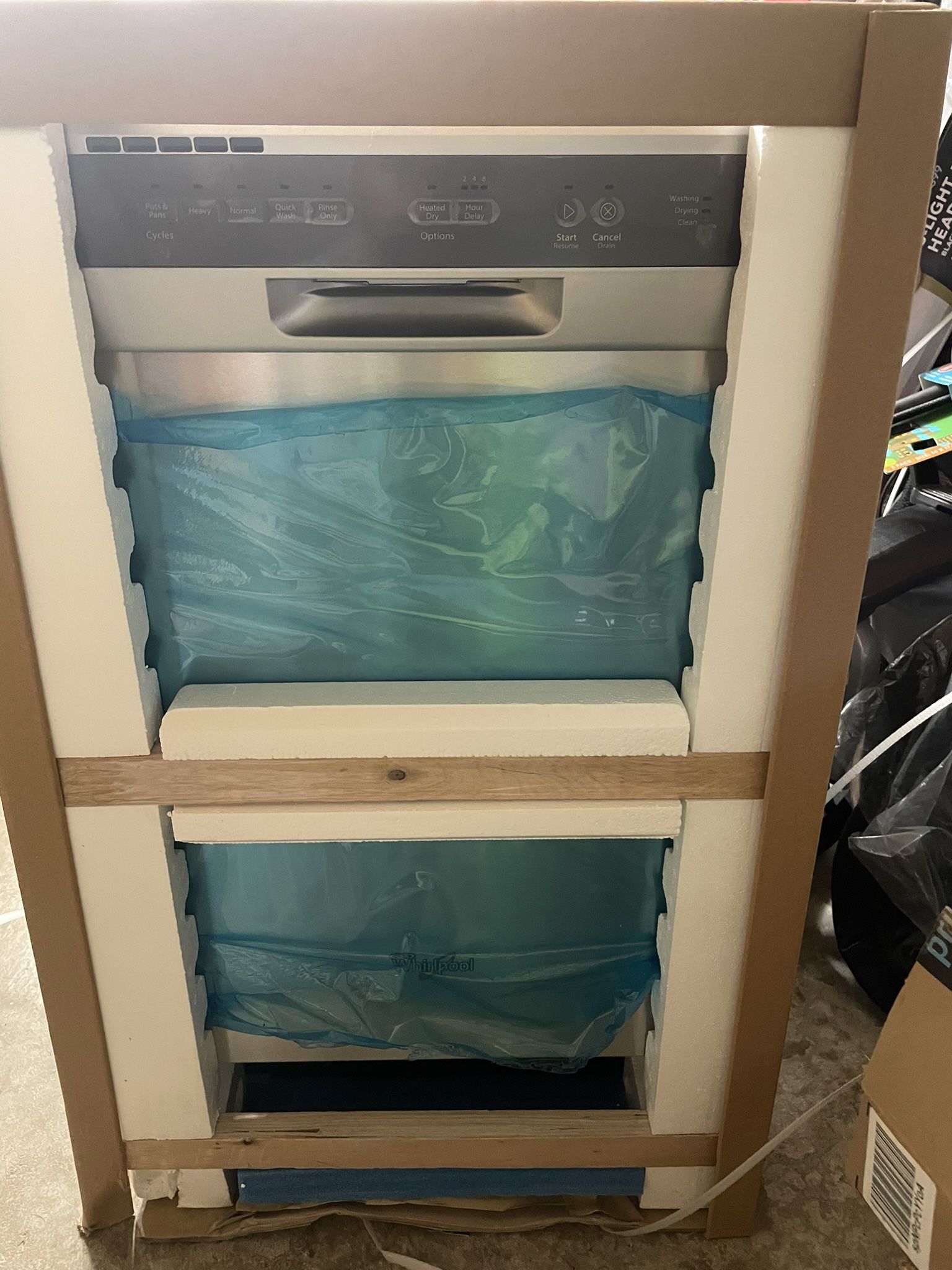 Whirlpool Compact Dishwasher