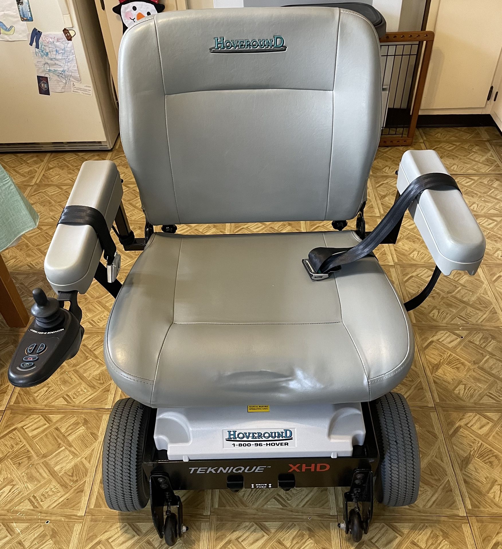 Hoveround Teknique XHD Bariatric Wheelchair for Sale in Philadelphia