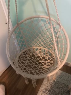 Hanging chair