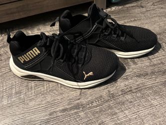 Women’s pumas