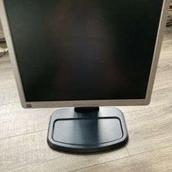HP Computer Monitor 