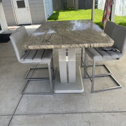 Dining Table With Chairs 