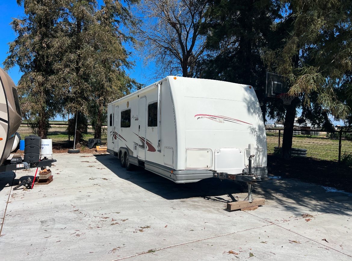 2004 Alpenlite trailer