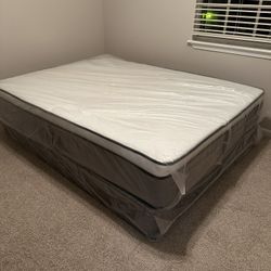 New Queen Pillowtop Mattress And Box Spring Set 