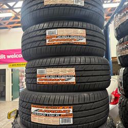 255/55R20 Set Of 4 Arroyo New Tires