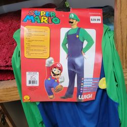 New Super Mario Halloween Costume - Luigi!!