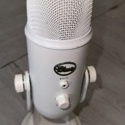 blue yeti microphone 