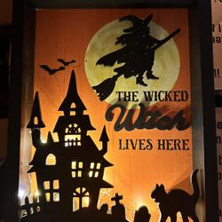 Light Up Halloween Signs 