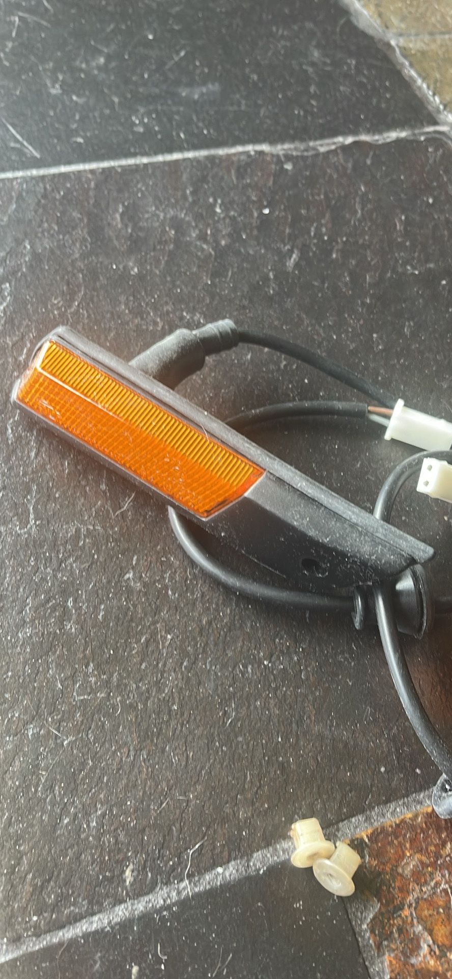 BMW E24 E28 E30 E31 E32 European Side Market Repeaters/indicators