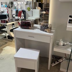 Vanity Floor Sample $249