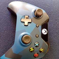 Xbox One Controller $20 Firm Pick Up Only 