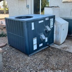 Ac Unit 4 Or 5 Ton