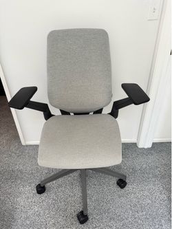 Steelcase Gesture
