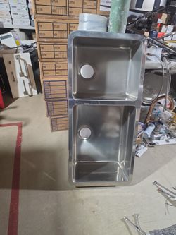Kitchen sink cast iron and stainless steel