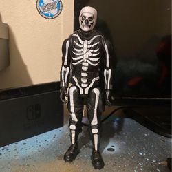 Skull Trooper Fortnite Action Figure