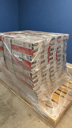 Waterproof Laminate Wood Flooring - Mohawk Montavilla Oak - 1,200 Sq. Ft