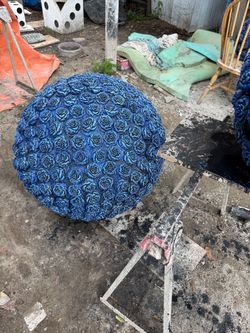 Rose garden sphere