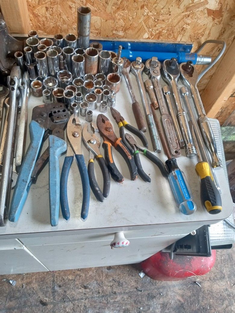 Misc Tools, Wrenches, Sockets