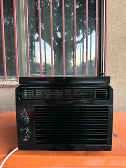 Midea 5,000 btu air conditioner