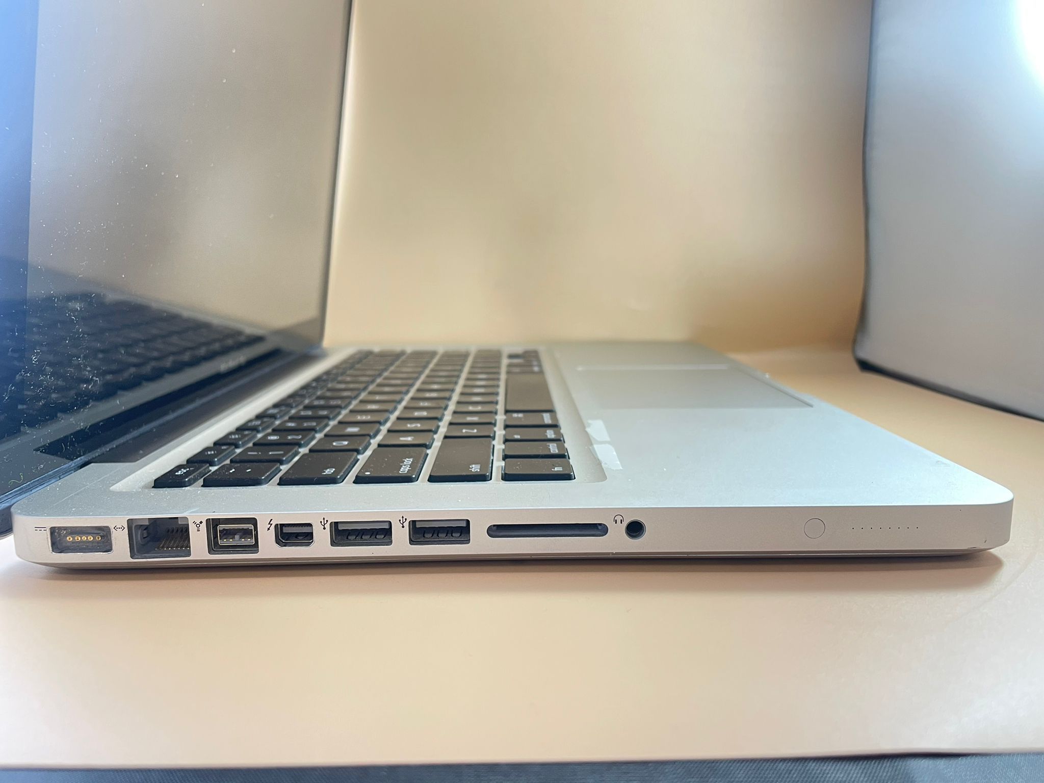 Apple MacBook Pro 13” 2012 i5 16GB RAM 256GB SSD OS MONTEREY 2022