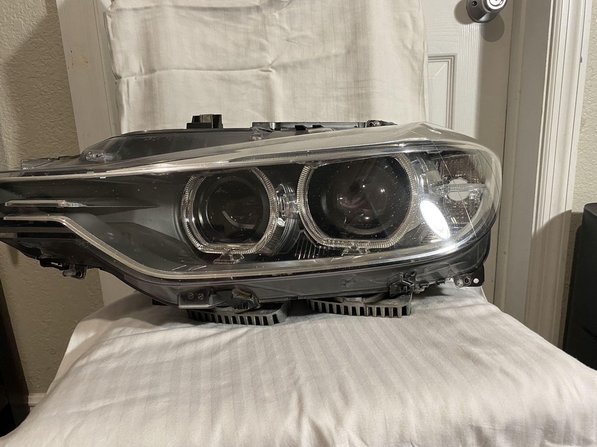 BMW F30 Bi Xenon Headlight Left Side 