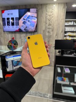 iPhone XR 64GB  Unlocked + Warranty  - Phoenix AZ