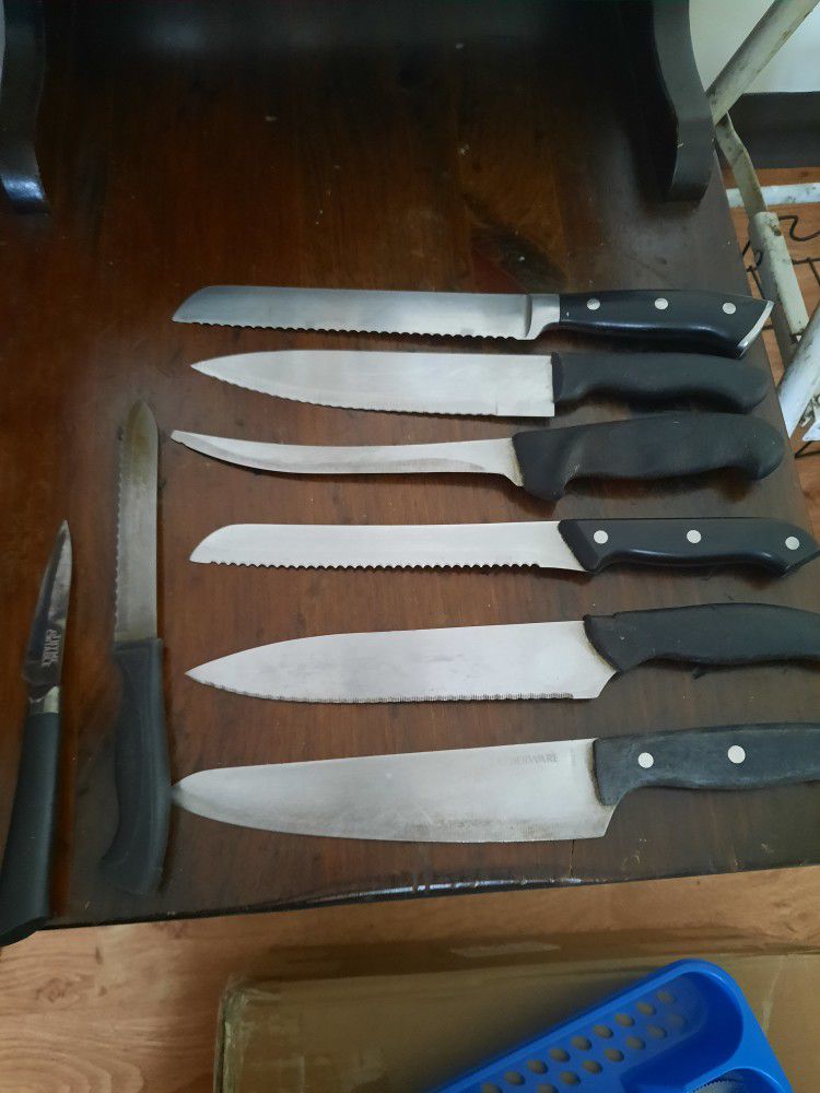 Different Kitchen Knifes As Set Or Individually 
