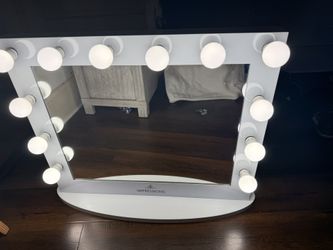 IMPRESSIONS Vanity Mirror With Lights And Stand