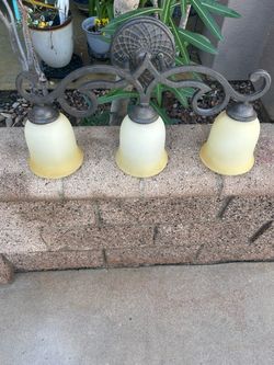 3-Light Vanity Wall Sconce Light Fixture