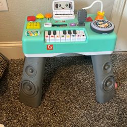 Fisher price DJ Table (no Sound)