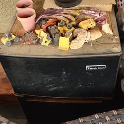 Magic Chef Mini Fridge 
