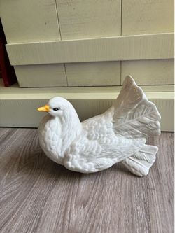 10” ceramic dove