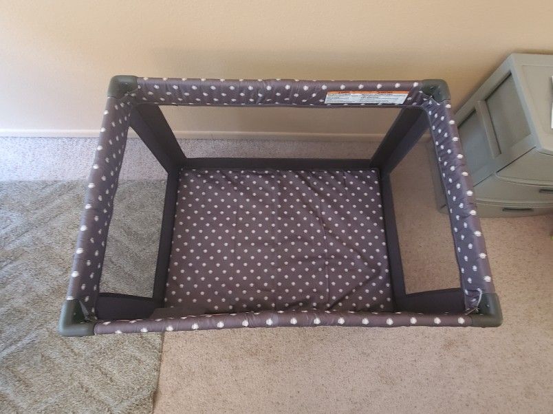 Playpen With Bassinet( Babideal)