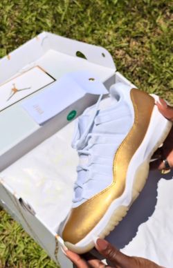Women Jordan’s size 8