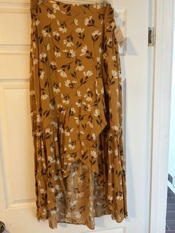 Women’s Skirt - New With Tag