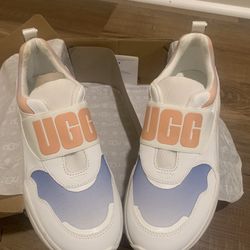 UGG Sneakers 