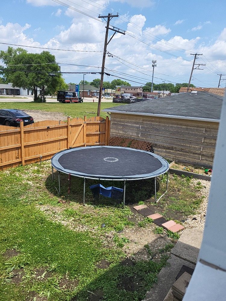 Trampoline
