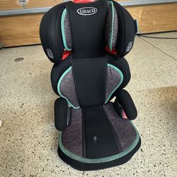 Graco Booster Seat - Excellent Condition!