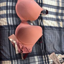 Victoria Secret Bra 38DDD