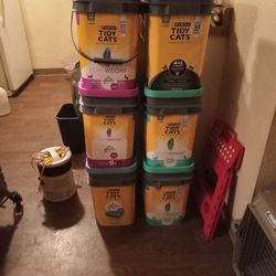 Free Empty Tidy Cat Containers