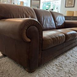 Natuzzi Leather Sofa/Couch