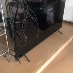 55” Flat Screen Smart Samsung TV