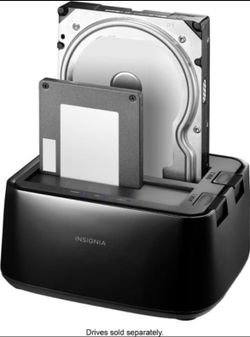 Insignia Brand Dual 2 Bay HDD Docking Station Hard Drives new