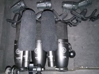 🎤you won't find a better deal you get 4 drum mics plus the 5 AKG . That a total of 9 mics that retail over 100$ each in stores, not here!