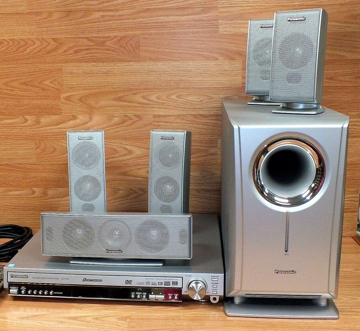 Panasonic Sa-ht720 5 Disc DVD Home Theater Sound Receiver