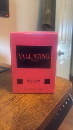 Valentino Donna (Born in Roma Intense)