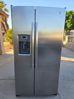 Refrigerator GE Stainless Steel