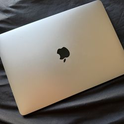 MacBook Pro 2020 M1 with Touchbar