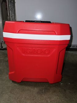 Igloo Rolling Ice Chest
